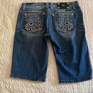 Miss Me Bermuda shorts